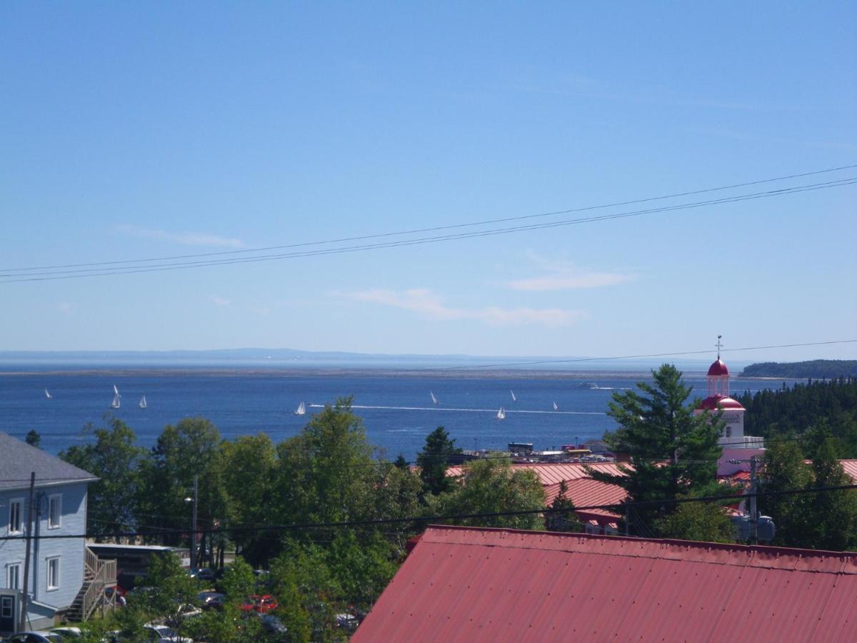 Hébergement du Bateau Tadoussac Extérieur photo